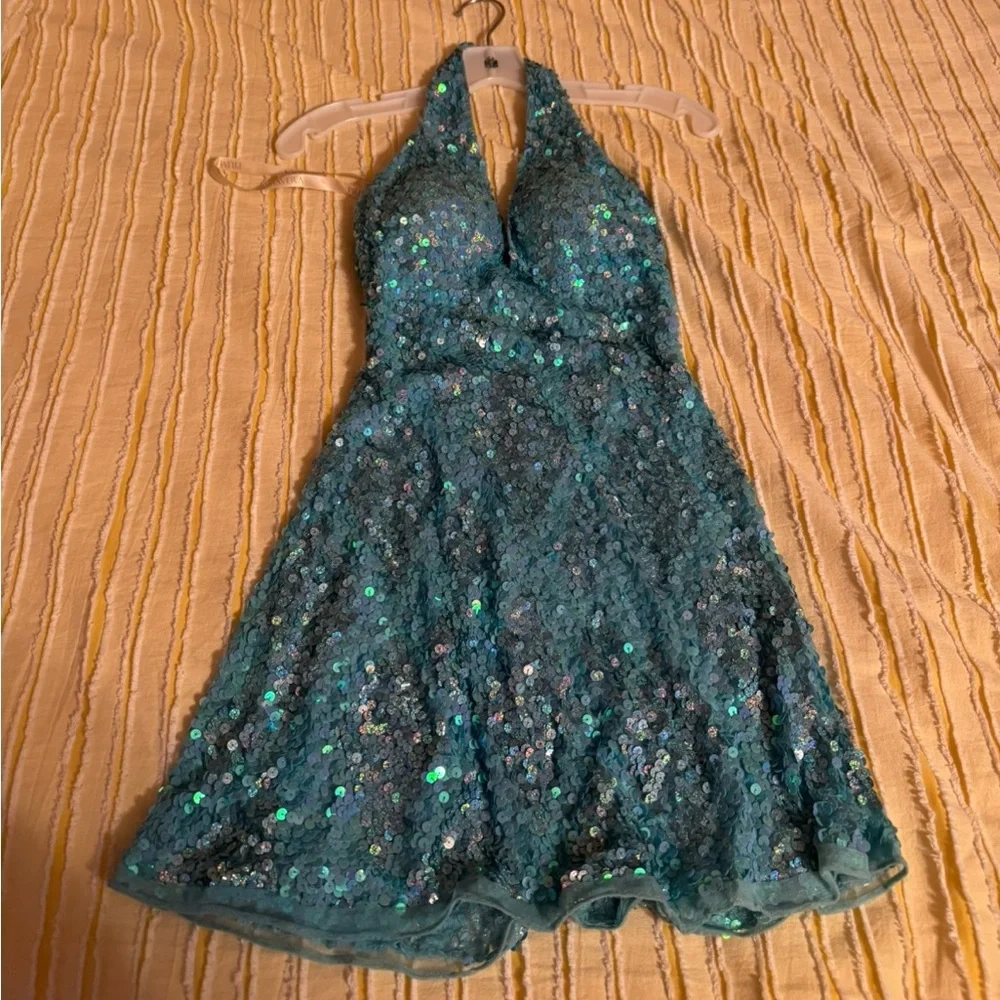 Primavera light blue Sparkling Sequin Dress - Picture 4 of 7